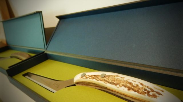 北海道産チーズナイフの販売をはじめました